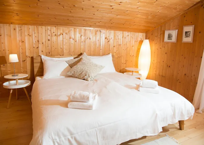 Large Chalet With Panoramic Views